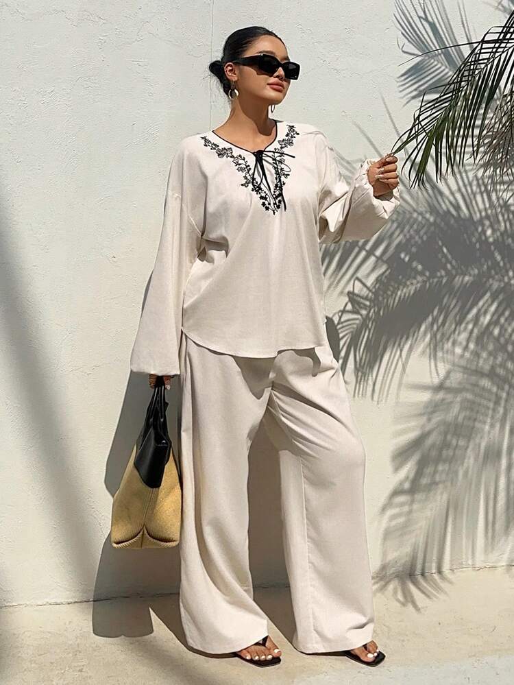Dazy Plus Spring & Summer Floral Embroidery Pattern Casual Bohemian Vacation Beach Pullover Top & Straight Leg Pants 2-Piece Set, Plus Size Lounge Sets For Women