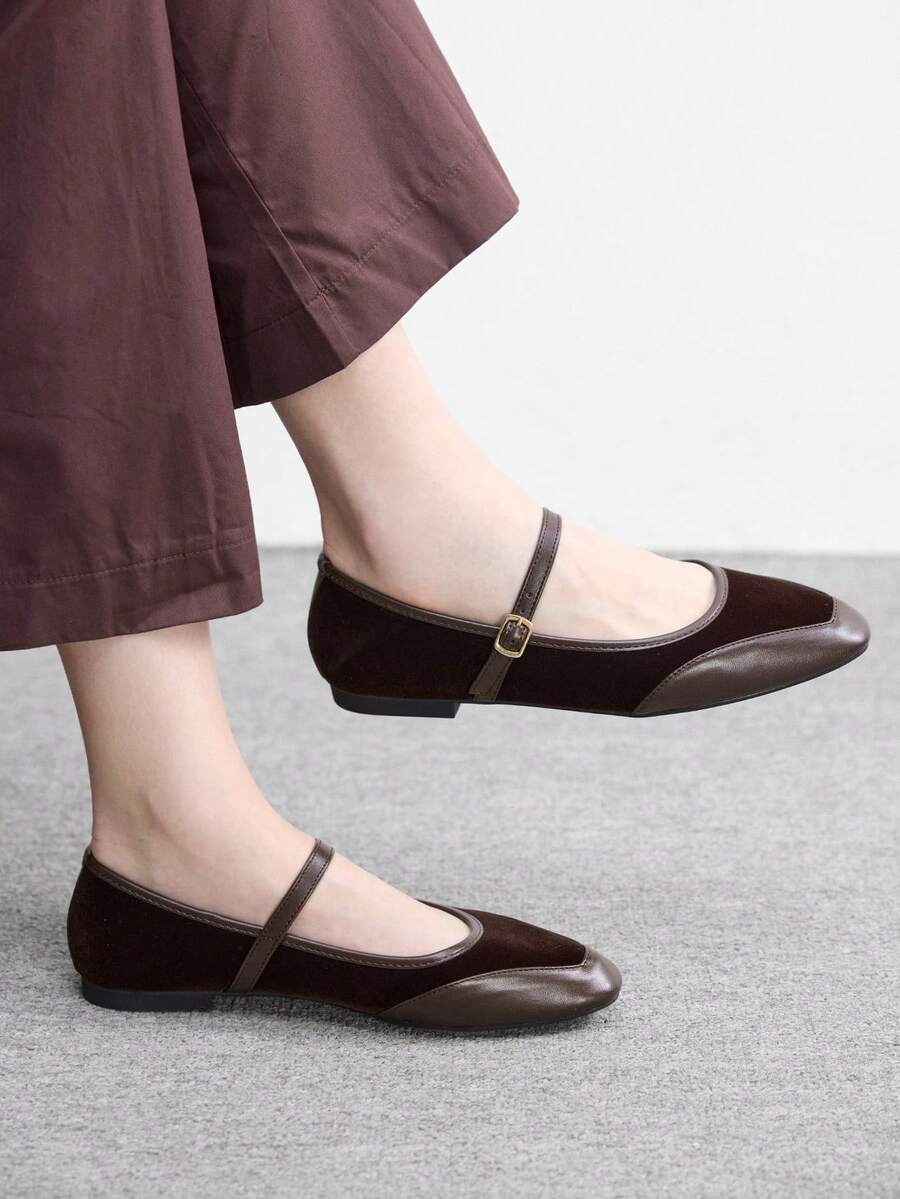 CUCCOO BIZCHIC 简约大方时尚百搭休闲通勤女式平底鞋 - 深咖啡色 - 查看 1