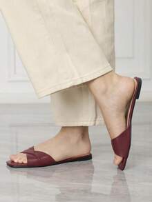 Sleekvia 女士夏季新款褶皱方头平底拖鞋，休闲舒适，百搭外穿 - 酒紅色 - 查看 3