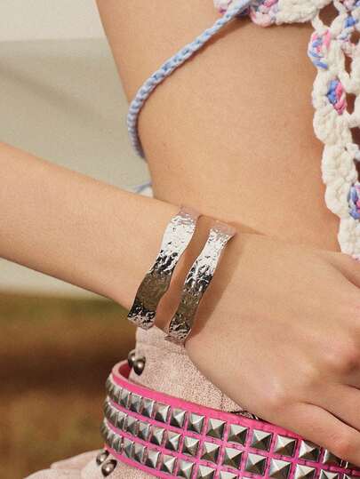 Glisma 1 st. Fashionabel , Enkel , Och Retro Europeiska och amerikanska Stil , Texturerad Öppna Armband