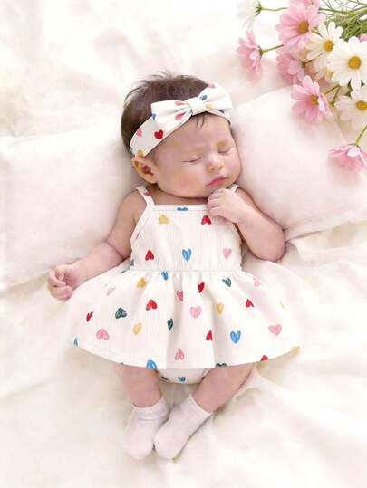 SHEIN Vintaside Kids Newborn Simple Colorful Heart Print Ribbed Fabric Dress With Bow Headband, Suitable For Everyday Wear, Spring/Summer Baby Girl Sleeveless Dress Baby Girl Dress With Headband Baby Girl Heart Outfit