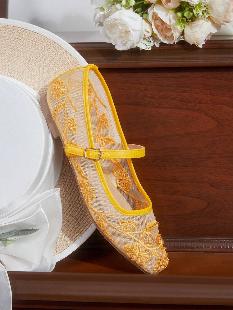 CUCCOO HITCHD Women's Elegant Commuter Floral Embroidered Mesh Flats Elegant Shoes Wedding Shoes