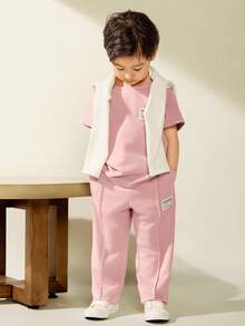 SHEIN 男童休闲百搭短袖上衣和裤子两件套，适合外出、上学、日常聚会、春夏穿着。 - 藕粉色 - 查看 5