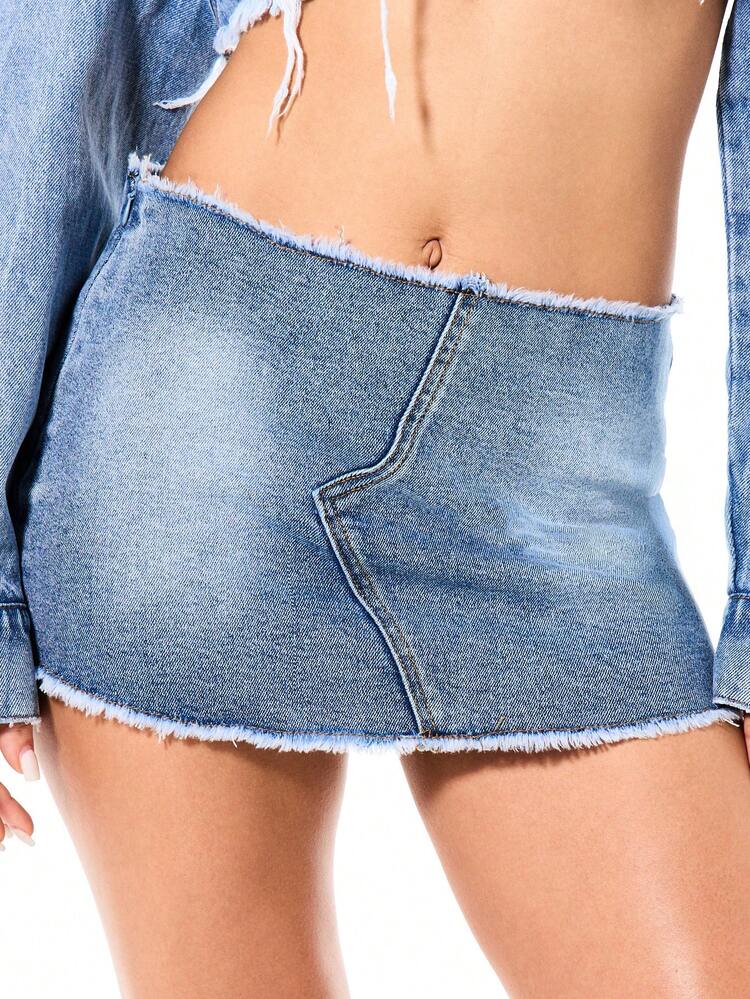SUMWON Women's Raw Edge Denim Mini Skirt Frayed Hem Light Wash A-Line High Waist Casual Summer Festival Street Style Distressed Blue Jean Skirt
