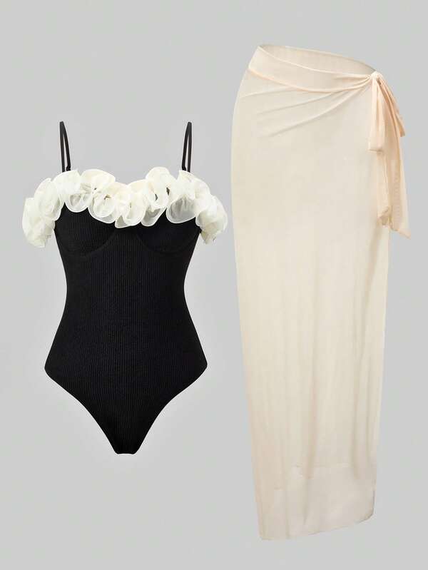 Swim Oasis Traje de baño de una pieza con volantes de color contrastante y falda pareo