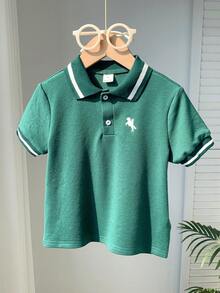 SHEIN 1件男童绿色休闲修身学院风针织短袖polo衫，适合日常穿着、上学、外出、运动、春夏穿着，是复活节礼物的理想之选。也适合春夏外出、情人节、约会、旅行、度假、家庭聚会、返校、婚礼、晚宴、运动、生日派对、圣帕特里克节、节日等场合。 - 綠色 - 查看 4