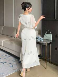 DAZY Women's Elegant Long Dress With Plunging Neckline And Textured Fabric - Apricot - View 4