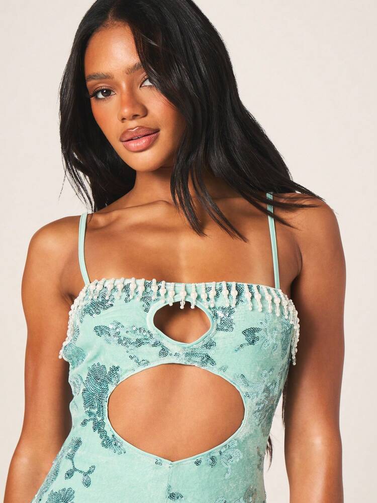 MISSGUIDED Vestido Curto Míni Bodycon de Festa, Coquetel e Ocasião Formal com Recorte, Franjas de Contas e Veludo Paetê Verde Menta