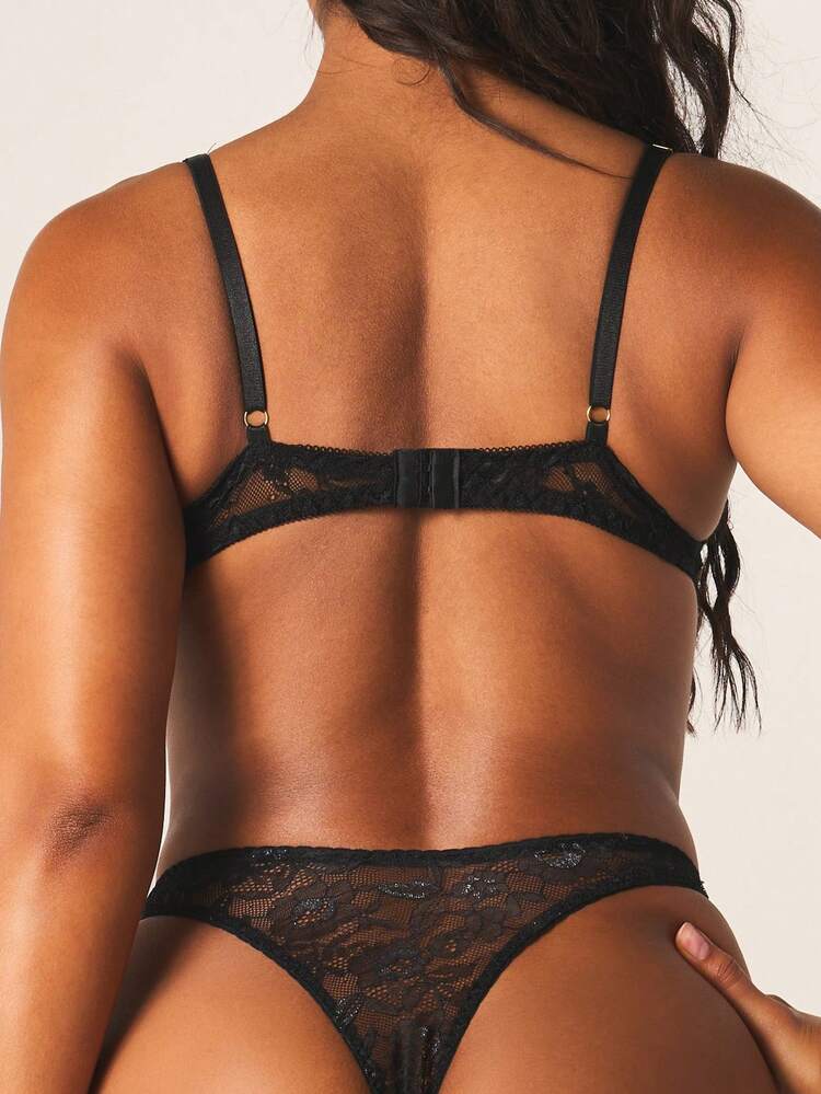 MISSGUIDED Sexy Black Lace Thong With Floral Pattern And Small Bow Detail For Women Intimate Lingerie