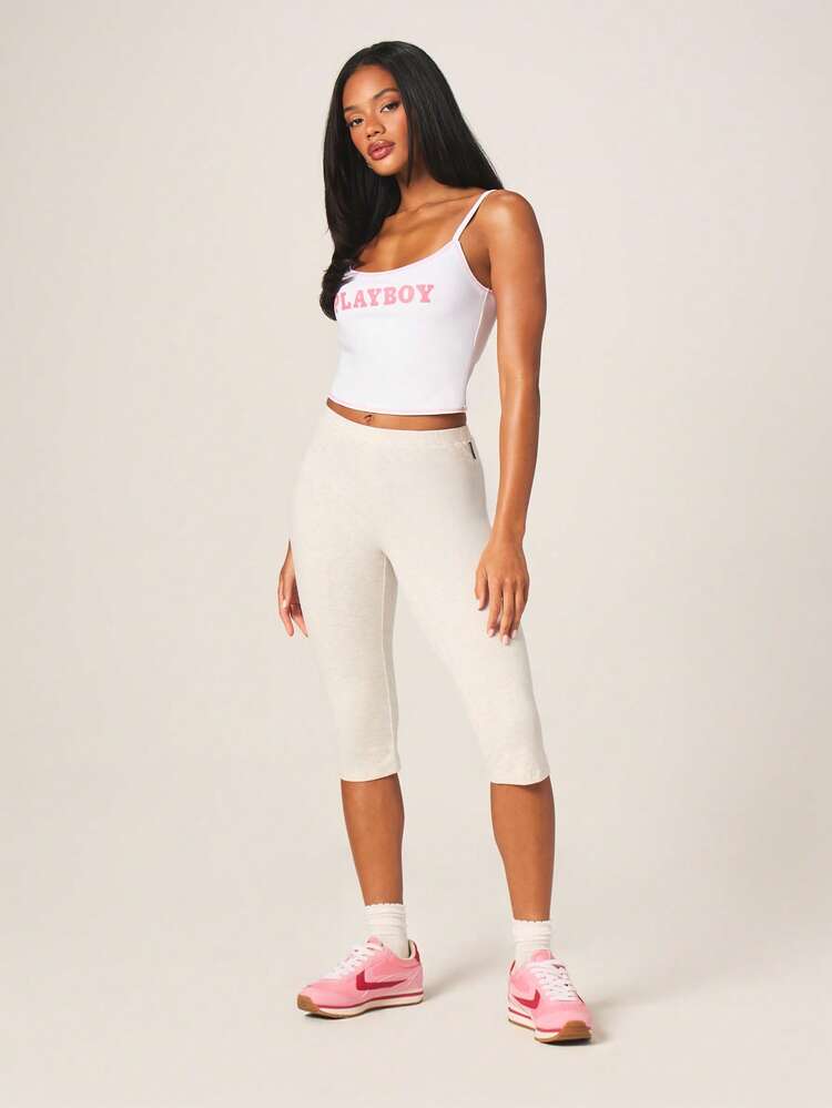 Missguided x Playboy Calça Capri Ajustada de Cintura Alta Feminina com Estampa de Logo Rosa em Comprimento Cropped