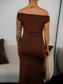 SAYEHFBABY 女士优雅褶饰露肩金属装饰修身派对连衣裙 - 棕色 - 查看 2