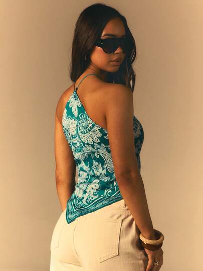 Athîral 女士休闲不对称下摆腰果印花露背吊带上衣，日常百搭