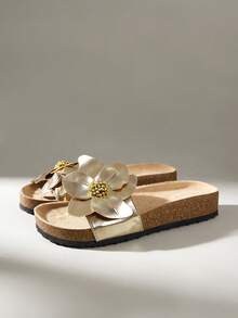 Solecia Woman Shoes Fashionable Thick-Soled Slippers For Versatile Use For Spring And Summer Vacation Shoes Summer Spring Shoes Spring Break Easter For Christmas - Gold - View 2