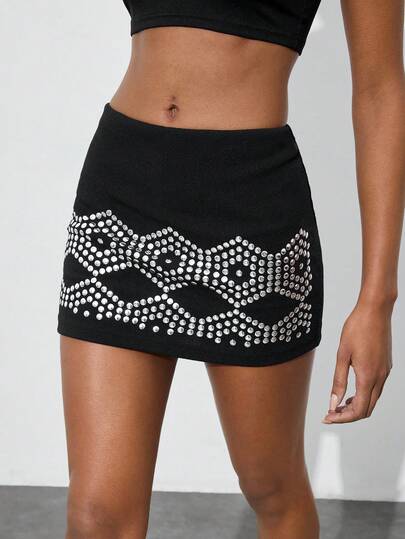 Maija Women's Summer Rivet Detail Bodycon Mini Skirt St Patrick's Day Women Easter Summer Easter Women Party Skirt Beach Summer Holiday Each Vacation For Women Summer For Women Going Out Graduation Graduation Casual Casual Blouses For Women, Summer Outfits, Summer Clothes, Summer Outfit For Women, Spring Outfit Women , Spring Clothes Women, Beach Outfit For Women , Graduation Outfit For Mother , Black Skirt , Metallic Design, Geometric Patterns, Women's Midi Skirt