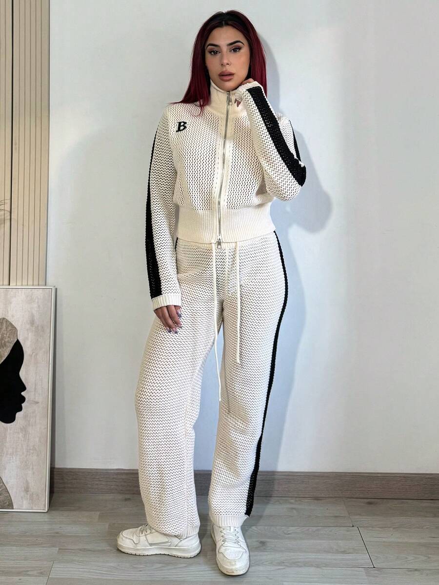 Bearsaez 2 件女式毛衣套装 - 白色长袖开衫上衣，漏斗领和双向拉链，休闲宽松版型；黑白条纹毛衣裤 - 白色 - 查看 1