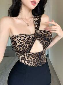 DAZY Áo camisole mùa hè dành cho nữ, kiểu dáng ôm sát, khoét lỗ, dây chéo, gợi cảm, thoải mái. - màu đen - Xem 4