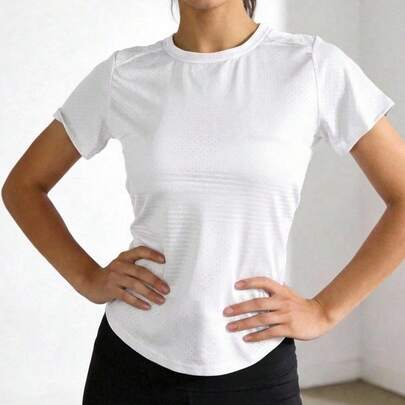 Playera deportiva Dry Fit mujer, fresca de textura suave, hecha de licra Capriati, ideal para entrenamiento y fitness