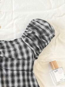 SHEIN 青少年女孩休閒翻領短袖短版腰部上衣 - 黑與白 - 查看 6