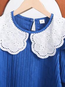 Vestido de niña preadolescente con cuello redondo, bordado floral y manga abullonada con volantes, adecuado para compras, fiestas, reuniones, vacaciones y escuela - Azul - Ver 3