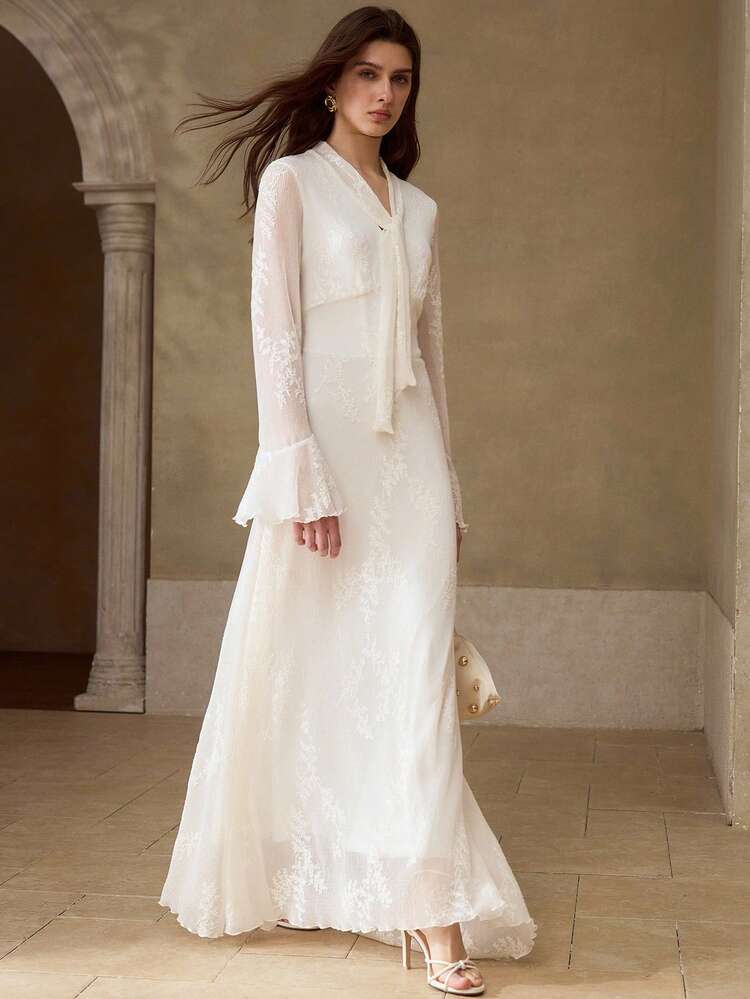 FRENCH ELEGANT SOLID COLOR CINCHED WAIST V-NECK LACE FLARE SLEEVE DRESS