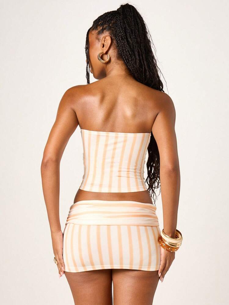 MISSGUIDED Women's Strapless Bandeau Crop Top And Mini Skirt Striped Two Piece Coordinating Set Summer Vacation Beach Club Outfit