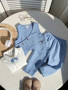 SHEIN Bộ 3 món cho bé trai, thời trang xuân hè, áo vest và quần màu xanh dễ thương, trang phục lịch lãm, thích hợp cho các lễ hội, đám cưới, lễ rửa tội, sinh nhật lần thứ nhất, tiệc mừng em bé chào đời, trang nhã, khách mời đám cưới, phù rể, phù rể nhí, lễ Phục sinh. - Màu xanh lam - Xem 3