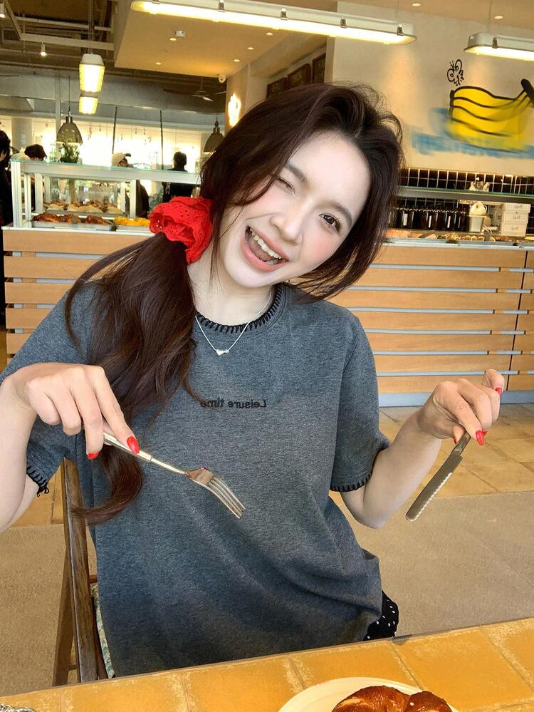 Women's Brushed Embroidered Letter Short Sleeve T-Shirt, Korean Style Atmosphere Early Autumn Top, Contrast Color Round Neck Undershirt Summer