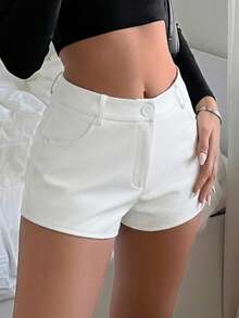 SHEIN EZwear Quần short cạp thấp bằng da giả màu trơn, kiểu dáng thường ngày, thích hợp cho mùa hè. - trắng - Xem 1