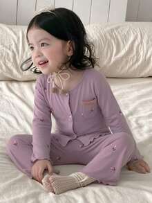 DAZY Bộ đồ mặc nhà 2 món cho bé gái, gồm áo thun dài tay và quần dài in họa tiết toàn thân. - Hồng - Xem 4