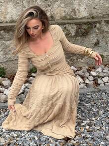 Jeta Ari 女式粉色纹理面料休闲度假风格长袖方领纽扣上衣和超长 A 字裙两件套，秋季 - 卡其色 - 查看 4