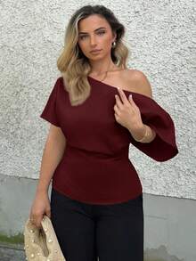 Jeta Ari 新款杏色百搭简约通勤不对称蝙蝠袖褶裥收腰修身套头衫，优雅女士红色上衣 - 酒紅色 - 查看 5