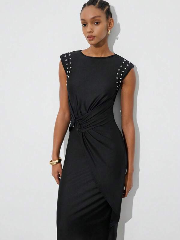 Maija Black Cinched Waist Pleated Dress With Metal Decor, Long Length Graduation