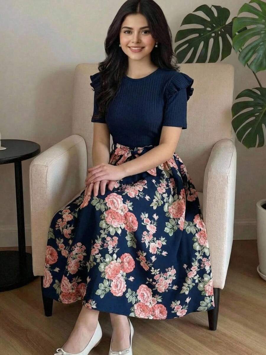 SHEIN 少女藏蓝色纯色圆领短袖荷叶边拼接印花下摆系带中长连衣裙,适合春夏度假、休闲穿着,也可作吊带裙或女童连衣裙。 - 寶藍色 - 查看 1
