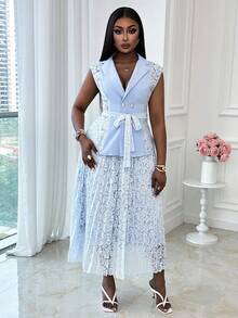 Xyvia 无袖撞色蕾丝修身西装外套搭配百褶裙，优雅浪漫，尽显女性精致气质。 - 藍色 - 查看 3