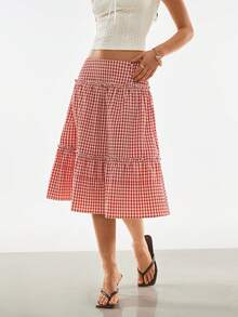 Poéselle 女士格纹层叠中长裙 – 红色格纹 A 字荷叶边下摆野餐风下装，打造田园风夏季造型。格纹裙、层叠中长裙、红色格纹裙、田园风穿搭、野餐风时尚、夏季 A 字裙、格子简约休闲裙、夏季裙装、沙滩装、红色裙装、野餐装、乡村风裙装、女士夏季裙装、格子裙、格子裙、女士裙装、夏季野餐裙、红色格纹裙、女士休闲裙、女士裙装。 - 紅色 - 查看 5