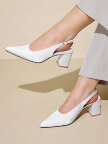 CUCCOO CURVES 女鞋 女士尖头纯白缎面搭扣设计日常百搭时尚宽楦高跟鞋 - 白色 - 查看 4