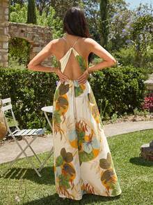 KARISMINA 植物印花裹身开衩露背连衣裙，休闲度假风 - 杏色 - 查看 2