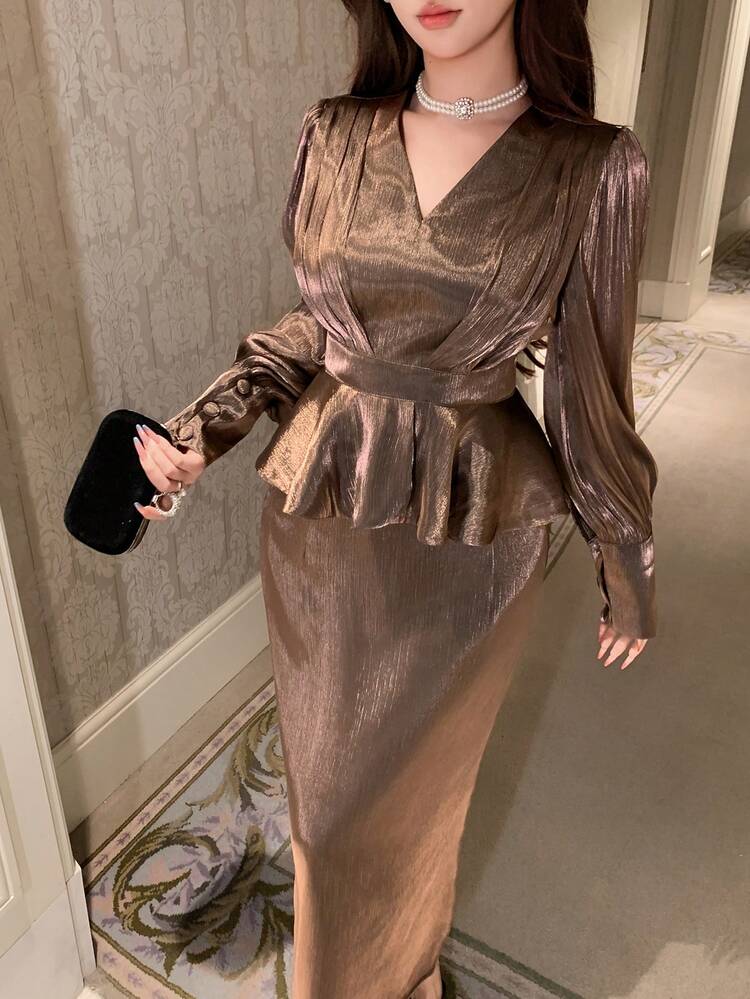 Women's Elegant Solid Color V-Neck Tie Waist Pleated Top And Skirt 2-Piece Set, Spring/Summer