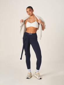 Missguided x Playboy 高腰藏蓝色系带前褶皱拼接运动紧身裤，带品牌标识，弹力运动瑜伽裤，适合积极的生活方式训练 - 黑色 - 查看 3