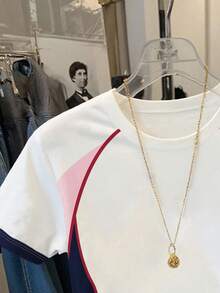 Resyla 女士休闲圆领短袖T恤，撞色骑士印花 - 白色 - 查看 3