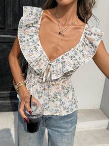 SHEIN PariChic Hàng mới về mùa hè: Áo tank top cổ chữ V xếp ly họa tiết hoa kiểu Pháp sang trọng với dây buộc phía sau – Chất liệu xếp ly, kiểu dáng ngắn ngang eo tôn dáng, ngọt ngào và quyến rũ. - Nhiều màu - Xem 1