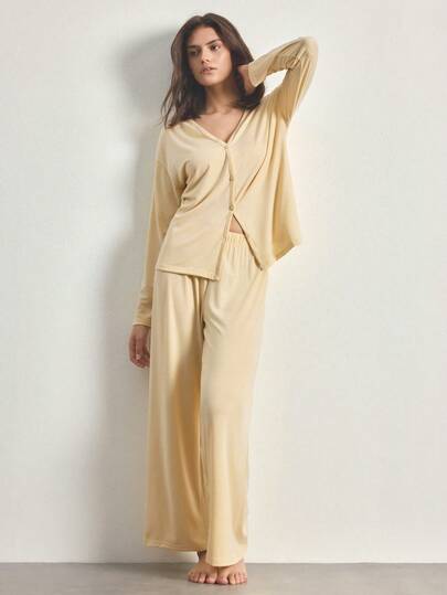 Ocili Minimalist Comfortable Collarless Soft Pajama Set For Women