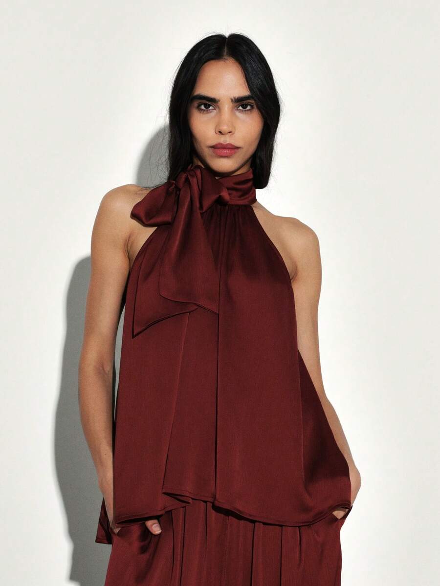 酒红色露背蝴蝶结吊带无袖上衣，适合约会之夜或晚宴休闲时尚场合 - 酒紅色 - 查看 1