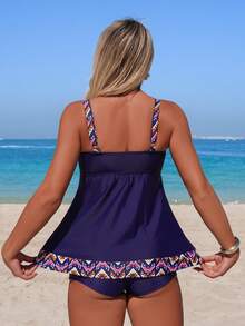 Swim Lushoire 2件套新款春夏随机印花褶皱荷叶边无袖上衣和沙滩短裤，休闲露背吊带比基尼泳装女款 - 彩色 - 查看 2