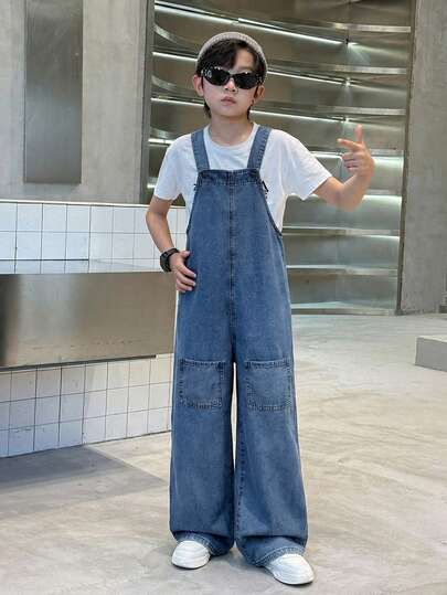 青少年男孩时尚休闲复古酷炫街头宽松舒适清爽蓝色牛仔阔腿抽绳牛仔裤，适合儿童日常穿着，也适合春夏派对、节日和街头服饰。