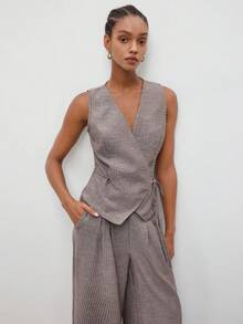 MAIJA Elegant Floral Jacquard Cropped Blazer & Pants Blazer Set - Brown - View 5