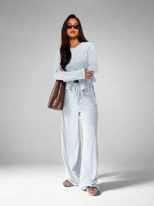 MISSGUIDED 柔软触感浅蓝色两件套组合，包括纽扣开衫和阔腿裤，舒适家居服套装 - 淺藍色 - 查看 4