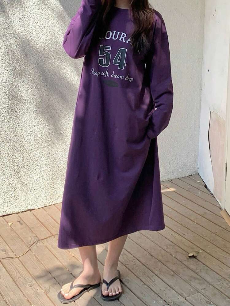 Dazy Plus Plus Size Women Letter Print Loose Long Sleeve Straight T-Shirt Style Long Nightgown, Spring & Autumn