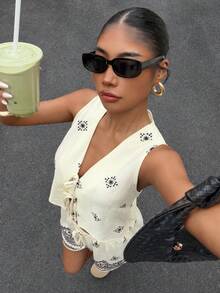 Muchica 2pcs Bohemian Style Casual Geometric Print Tie-Up Camisole And Shorts Set; Women's Solid Color Tie-Up Cropped Sleeveless Top And Shorts Casual Two-Piece Set; Summer Women's Two-Piece Set.Summer Women's Wear, Vacation Women's Wear, Casual Set, Two-Piece Set, Retro And Luxurious Style Women's Airport Outfit. - Multicolor - View 6