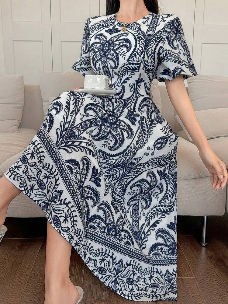 Women's Retro Printed Round Neck Short Sleeve Mid-Length Dress Sundress